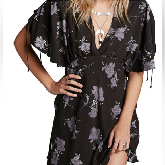 Free People Melanie Night Combo Black Purple Floral V-Neck Mini Dress Size 2 EUC - Picture 1 of 9
